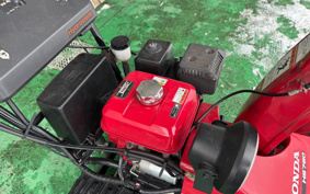 HONDA  SNOW BLOWER  MACHINE 