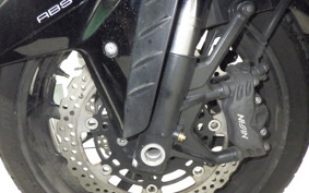 KAWASAKI ZZ1400 NINJA R A 2011