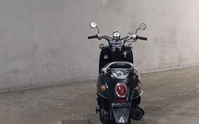YAMAHA VINO 125 SE24