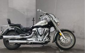YAMAHA XV1600 ROADSTAR VP07