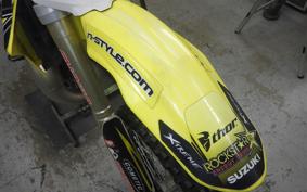 SUZUKI RM125