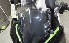 KAWASAKI NINJA7ﾊEVEﾘｯﾄ 2025
