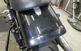 HARLEY XL883R 2005