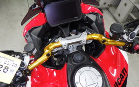 DUCATI MULTISTRADA V4パイ 2023