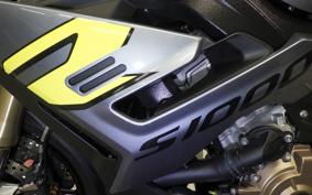 BMW S1000R 2023