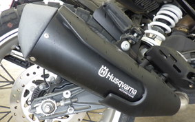 HUSQVARNA SVARTPILEN 401 2018
