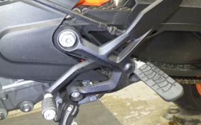 KTM 890 DUKE R 2021