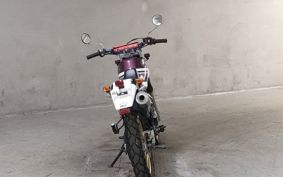 YAMAHA SEROW 225W 4JG