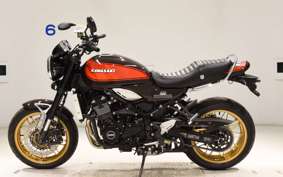 KAWASAKI Z900RS 2022 ZR900C