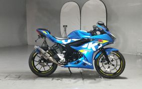 SUZUKI GSX-R125 DL33B