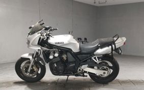 YAMAHA FZ400 4YR