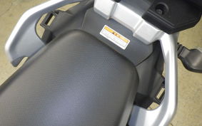 SUZUKI Vｽﾄﾛｰﾑ250