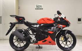 SUZUKI GSX-R125 DL33B
