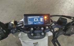 YAMAHA  CUBIC SU SEE1