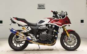 HONDA CB1300SB SUPER BOLDOR SP 2025 SC54