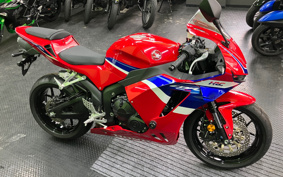 HONDA CBR600RR ABS 2025 PC40
