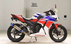 HONDA CBR250R GEN 3 2015 MC41