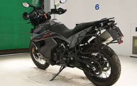 KTM 890 ADVENTURE	 2018