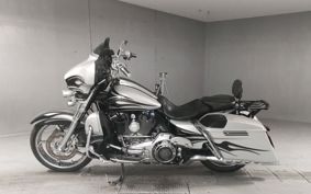 HARLEY FLHXSE 1800CVO 2015 PXN