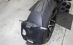 DUCATI XディアベルV4 2025