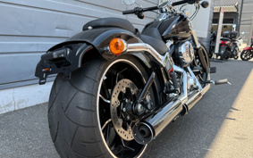 HARLEY FXSB BREAKOUT 2015 BF5