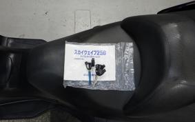 SUZUKI SKYWAVE 250 (Burgman 250) S Gen.3