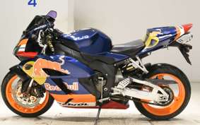 HONDA CBR1000RR 2004 SC57