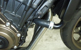 HONDA CB650R E-Clutch 2025 RH17