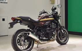 KAWASAKI Z900RS 2025 ZR900K
