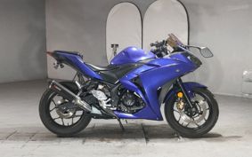 YAMAHA YZF-R25 RG10J