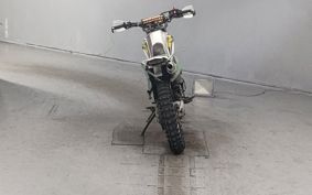 YAMAHA SEROW 250 DG17J
