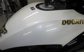 DUCATI DIAVEL AMG 2013