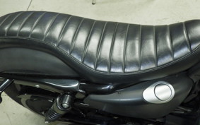 HARLEY XL883N 2011
