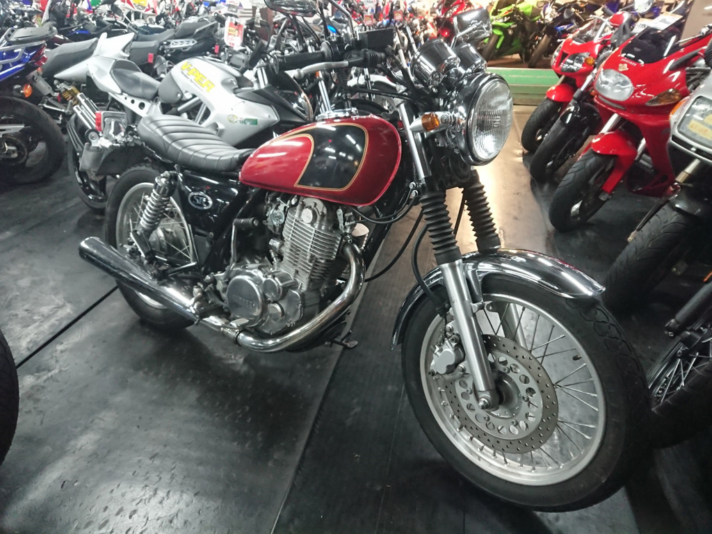 Фото Yamaha SR400 2002 с японского аукциона