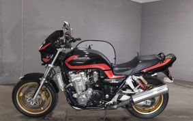 HONDA CB1300SF SUPER FOUR SC40