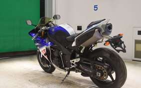 YAMAHA YZF-R1 2013