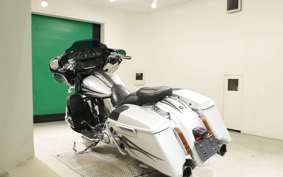 HARLEY FLHXSE 1800CVO 2015