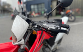 HONDA XR230 MD36