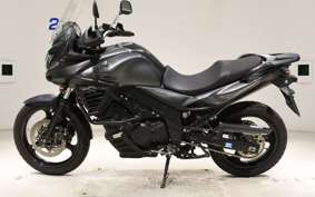 SUZUKI Vｽﾄﾛｰﾑ650A 2013 VP56A
