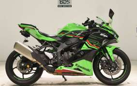 KAWASAKI ZX-4RR ZX400P