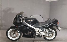 HONDA VFR750F RC36