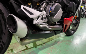 DUCATI STREET FIGHTER V2 2023 3F00