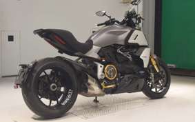 DUCATI DIAVEL 1260 S 2019