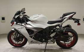 KAWASAKI NINJA ZX-6R A 2025 ZX636J