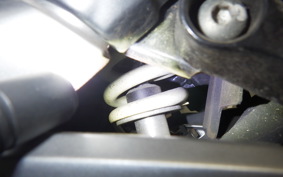 SUZUKI GSR250 2001