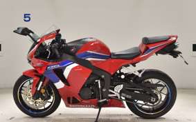 HONDA CBR600RR 2021 PC40