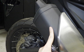 HONDA X-ADV 750 2025 RH21