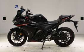 YAMAHA YZF-R25 2010 RG10J