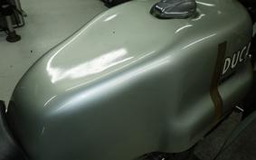 DUCATI 750 SS