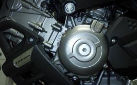 SUZUKI DL650 ( V-Strom 650 ) XTA C733M
